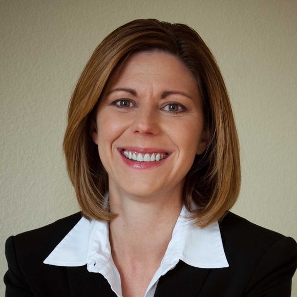 Meet your Posher, Jacinda - Picture 1 of 1